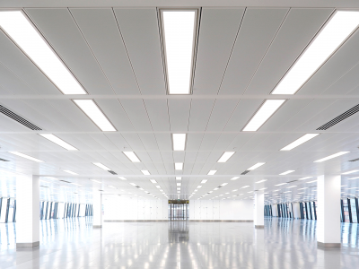 工場向け高天井用LED照明を選ぶ際に最も重要な5つのポイント